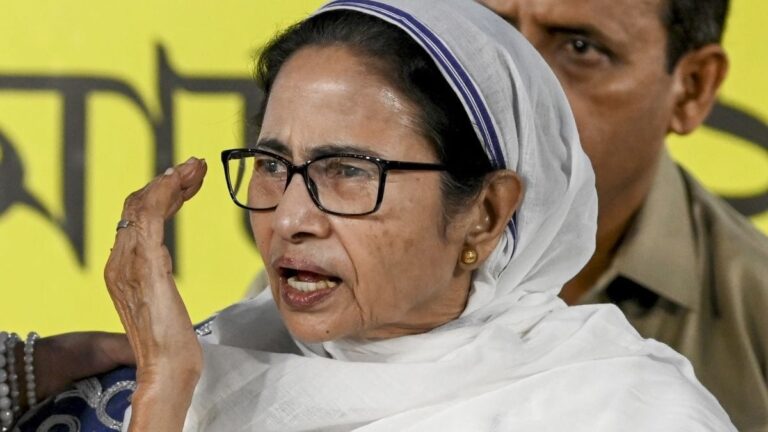 ममता बनर्जी के लंदन दौरे में विरोध प्रदर्शन, ऑक्सफोर्ड यूनिवर्सिटी में हंगामा