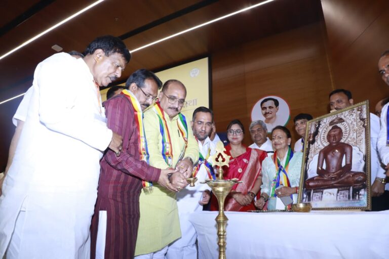 दिल्ली में भ्रष्टाचार पर बीजेपी का हमला, ‘AAP सरकार की विफलताओं को ढकने की कोशिश नाकाम होगी’ – वीरेंद्र सचदेवा