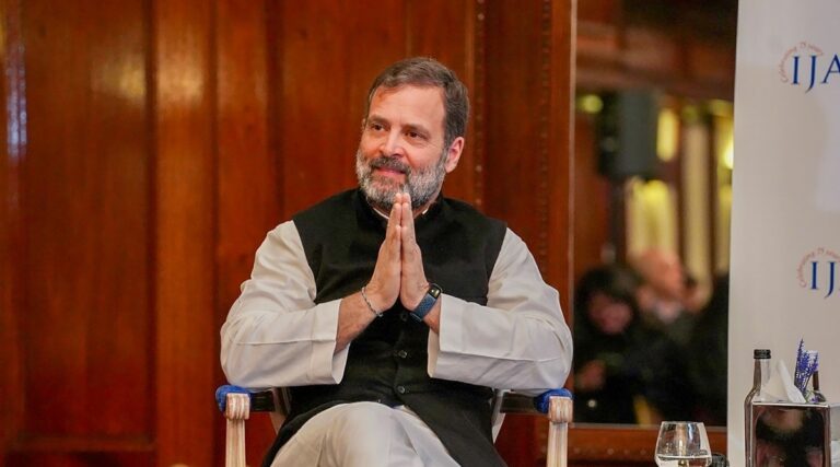 अमेरिका दौरे पर पहुंचे कांग्रेस नेता राहुल गांधी, भारतीय चुनाव प्रक्रिया पर उठाए गंभीर सवाल