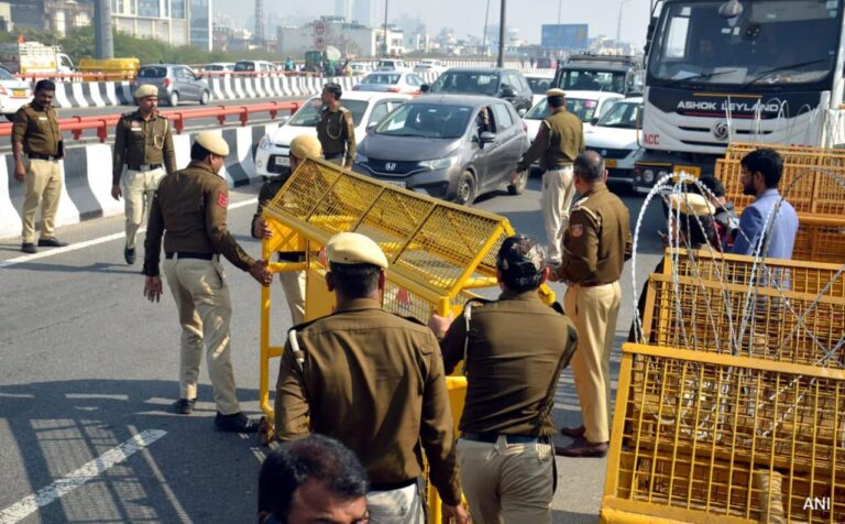 देशभर में अवैध विदेशी नागरिकों पर सख्ती, गुजरात में 1000 से ज्यादा बांग्लादेशी हिरासत में, हरियाणा से 460 पाकिस्तानी निकाले जाएंगे