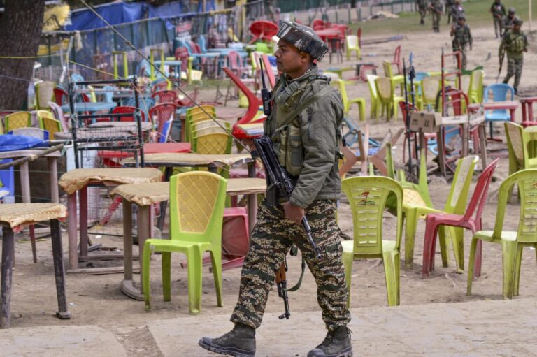 चीन बोला – पहलगाम हमले की निष्पक्ष जांच हो, भारत-पाकिस्तान बातचीत से सुलझाएं मतभेद, ओवैसी बोले – आतंकी हिन्दू-मुस्लिम झगड़ा चाहता है