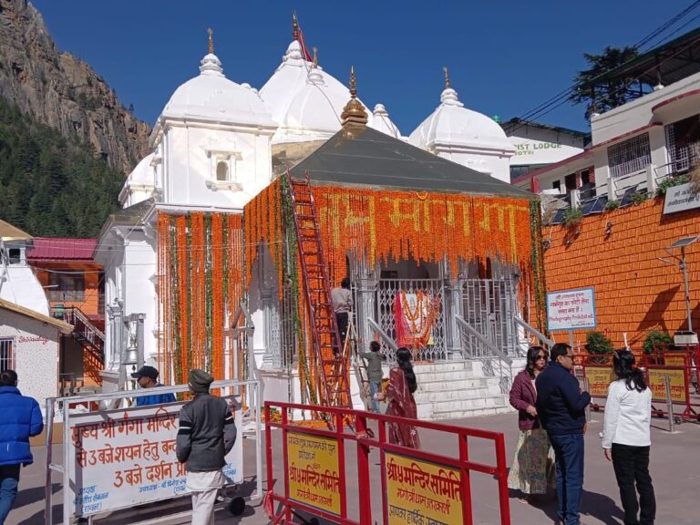 गंगोत्री और यमुनोत्री धाम में कपाट खुलते ही शुरू हुई चारधाम यात्रा 2025