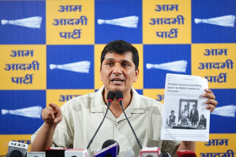 सौरभ भारद्वाज का आरोप,दिल्ली सरकार व्यापारियों के खिलाफ रच रही है साजिश
