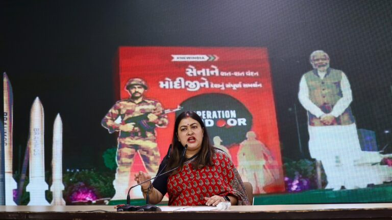 सिंदूर पर सियासत कर रही है मोदी सरकार, रागिनी नायक का तीखा हमला