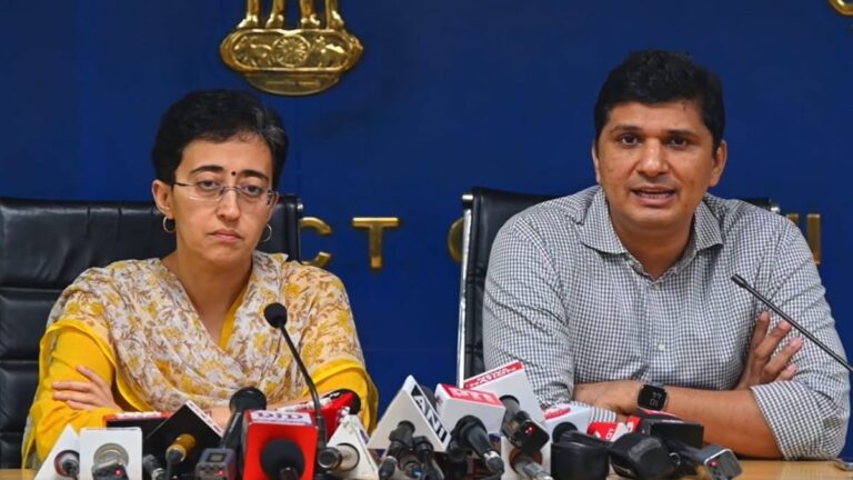 आम आदमी पार्टी का भाजपा पर हमला,24 घंटे भी नहीं निभाया वादा, मद्रासी कैंप पर चला बुल्डोज़र बोले सौरभ भारद्वाज