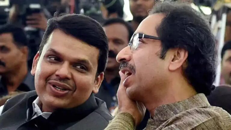 महाराष्ट्र राजनीति में उठे नए सियासी सुराग, फडणवीस-उद्धव की मुलाकात ने बढ़ाई गठबंधन की संभावनाएं
