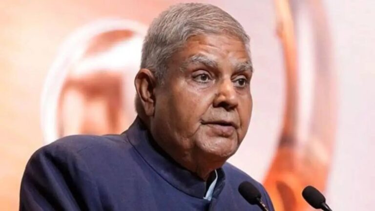 उपराष्ट्रपति धनखड़ का अचानक इस्तीफा सियासत में मचा भूचाल, विपक्ष बोला सरकार का है दबाव
