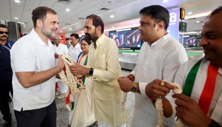 गुजरात मिशन 2027 आनंद में राहुल गांधी का किसानों से संवाद, सहकारी मॉडल को फिर से मजबूत करने की पहल