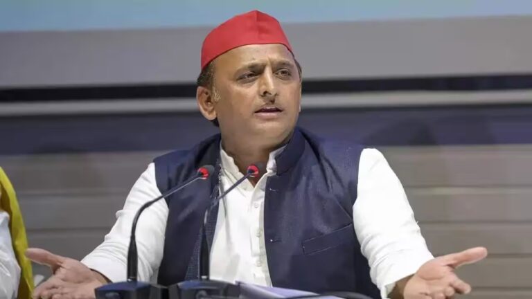 उपराष्ट्रपति पद के लिए इंडिया गठबंधन के उम्मीदवार बी. सुदर्शन रेड्डी को मिला विपक्ष का समर्थन, लखनऊ में दिखा दम “अखिलेश यादव बोले भाजपा थोप रही है विचारधारा”