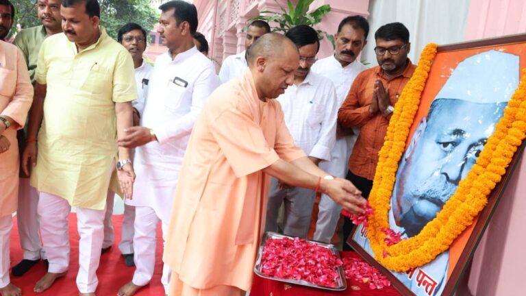 सीएम योगी ने पंडित गोविंद वल्लभ पंत की 138वीं जयंती पर अर्पित की श्रद्धांजलि, बताया भारत मां का सच्चा सपूत