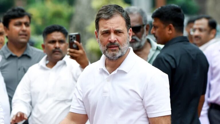 राहुल गांधी की विदेश यात्राओं पर सीआरपीएफ सख्त, सुरक्षा नियमों की अनदेखी पर जताई नाराज़गी