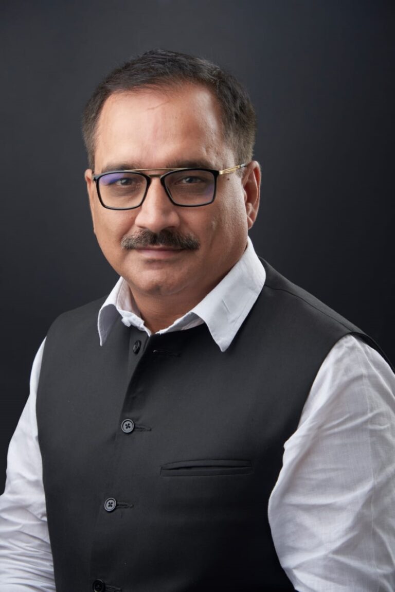 केजरीवाल सरकार ने 10 साल में एक भी अस्पताल शुरू नहीं किया, भाजपा अध्यक्ष वीरेंद्र सचदेवा ने किया हमला
