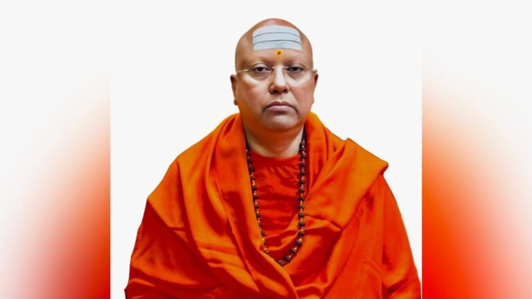 छात्राओं की चुप्पी तोड़ी, चुप न हुआ ‘स्वामी, चैतन्यानंद पर फिर उठा यौन उत्पीड़न का परदा