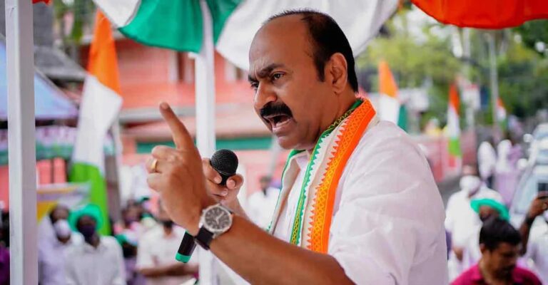 केरल में सबरीमाला विवाद पर यूडीएफ का स्पष्ट पक्ष, कांग्रेस ने किया राजनीतिक आरोपों का खंडन
