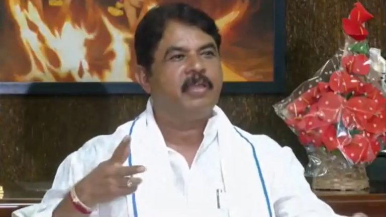 ‘80% कमीशन सरकार’ कर्नाटक में ठेकेदारों के आरोपों पर BJP का हमला, सिद्धारमैया से इस्तीफे की मांग