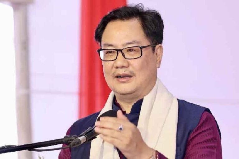 केंद्रीय मंत्री किरेन रिजिजू के बयान पर कांग्रेस का कड़ा पलटवार, कहा अभिव्यक्ति की आजादी संवैधानिक है अधिकार