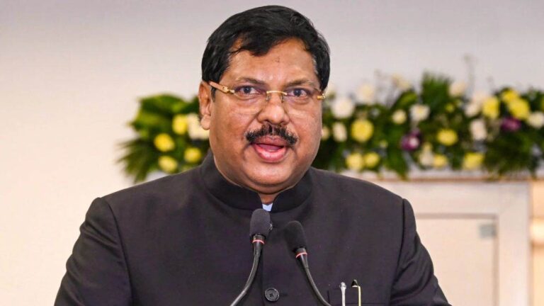CJI पर जूता फेंकने वाले वकील की सफाई’सनातन धर्म का किया अपमान, मुझे कोई पछतावा नहीं