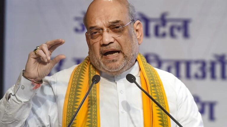 अमित शाह ने मैथिली ठाकुर के लिए दरभंगा में वोट मांगे, युवाओं और परिवारवाद पर जोर