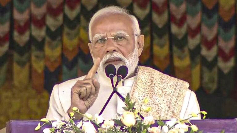प्रधानमंत्री मोदी का भूटान दौरा, दिल्ली धमाके पर दुख जताया, भारत-भूटान रिश्तों को बताया गहरा और मजबूत