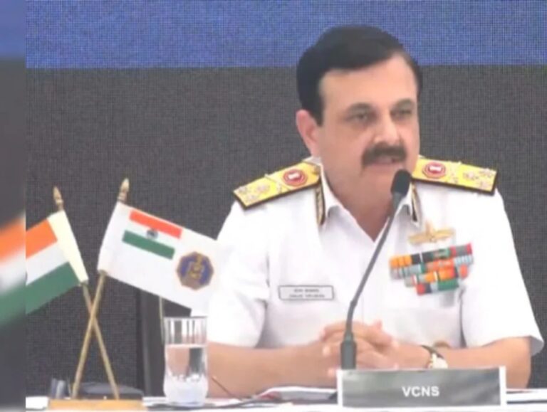 चीन–पाकिस्तानी समुद्री गठजोड़ पर भारतीय नौसेना की पैनी नजर, वाइस एडमिरल वात्सायन बोले हर स्थिति से निपटने को पूरी तरह तैयार
