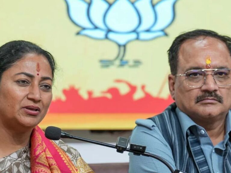 Delhi BJP President Virendra Sachdeva and Chief Minister Rekha Gupta, Lead Citizens in Paying Floral Tributes to Bharat Ratna Atal Bihari Vajpayee on His 101st Birth Anniversary