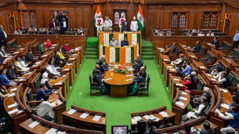 दिल्ली विधानसभा शीतकालीन सत्र खत्म: मुख्यमंत्री रेखा गुप्ता ने BJP के वादों के पूरा होने का भरोसा दिलाया, विपक्षी हंगामे के बीच कई विधेयक पास