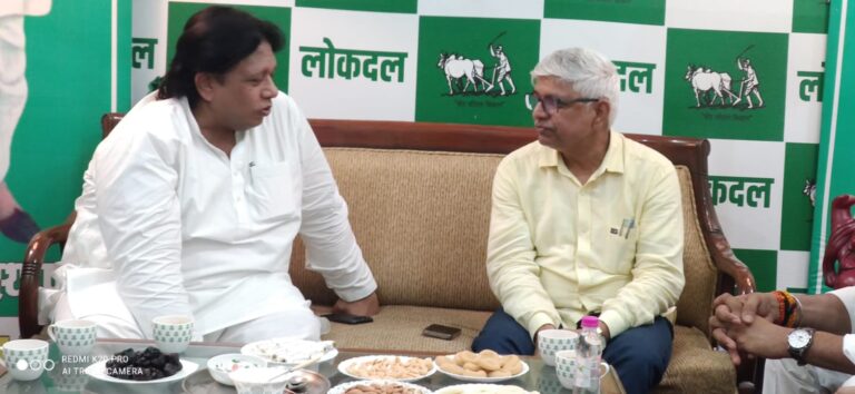 INDIA गठबंधन में तेज हुई 2027 की सियासी तैयारी, लोकदल अध्यक्ष चौधरी सुनील सिंह से कांग्रेस के यूपी प्रभारी राजेंद्र पाल गौतम की अहम मुलाकात