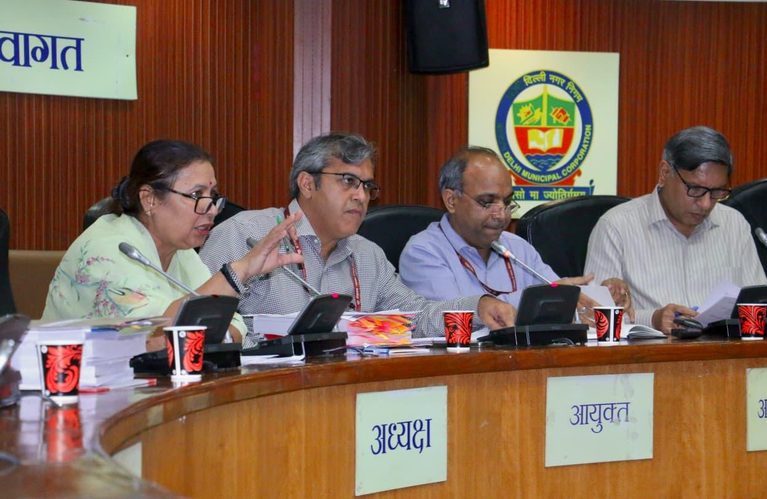 स्थायी समिति की बैठक में दिल्ली की जनता से जुड़े कई बड़े मुद्दों पर चर्चा, कई प्रस्ताव हुए पारित