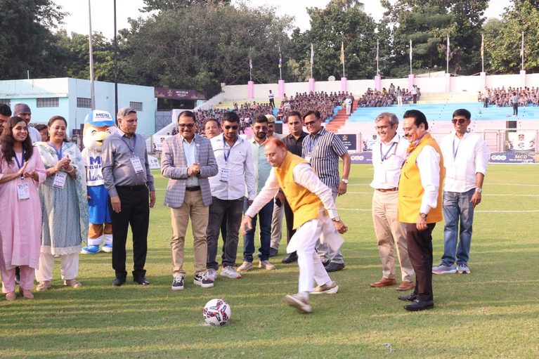 दिल्ली नगर निगम के इतिहास में पहली बार मिनी फुटबॉल लीग का आयोजन, 1200 से ज्यादा बच्चे ले रहे हैं भाग